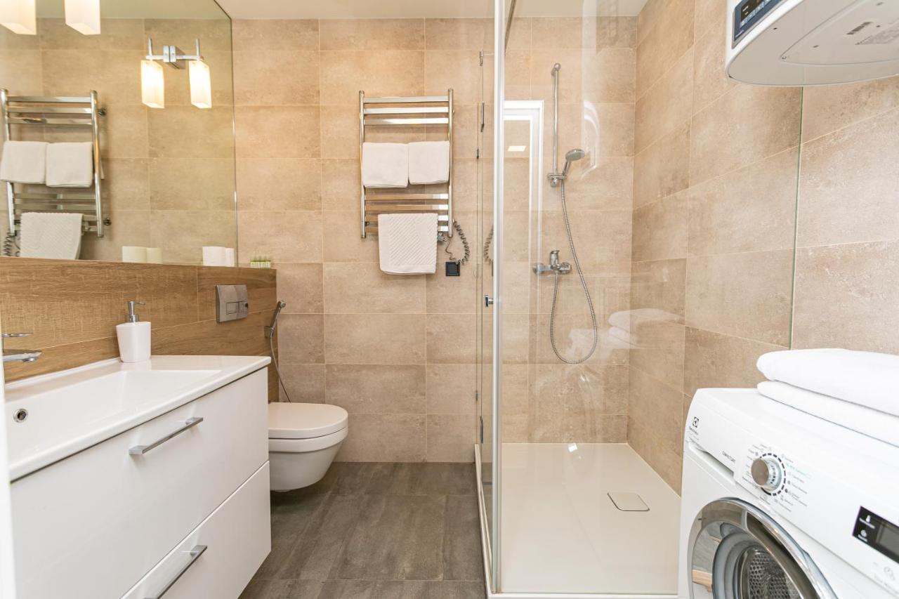 Petrovdom 190-199-216 In Spacious Apartments At Rc New York Concept House Kiev Esterno foto