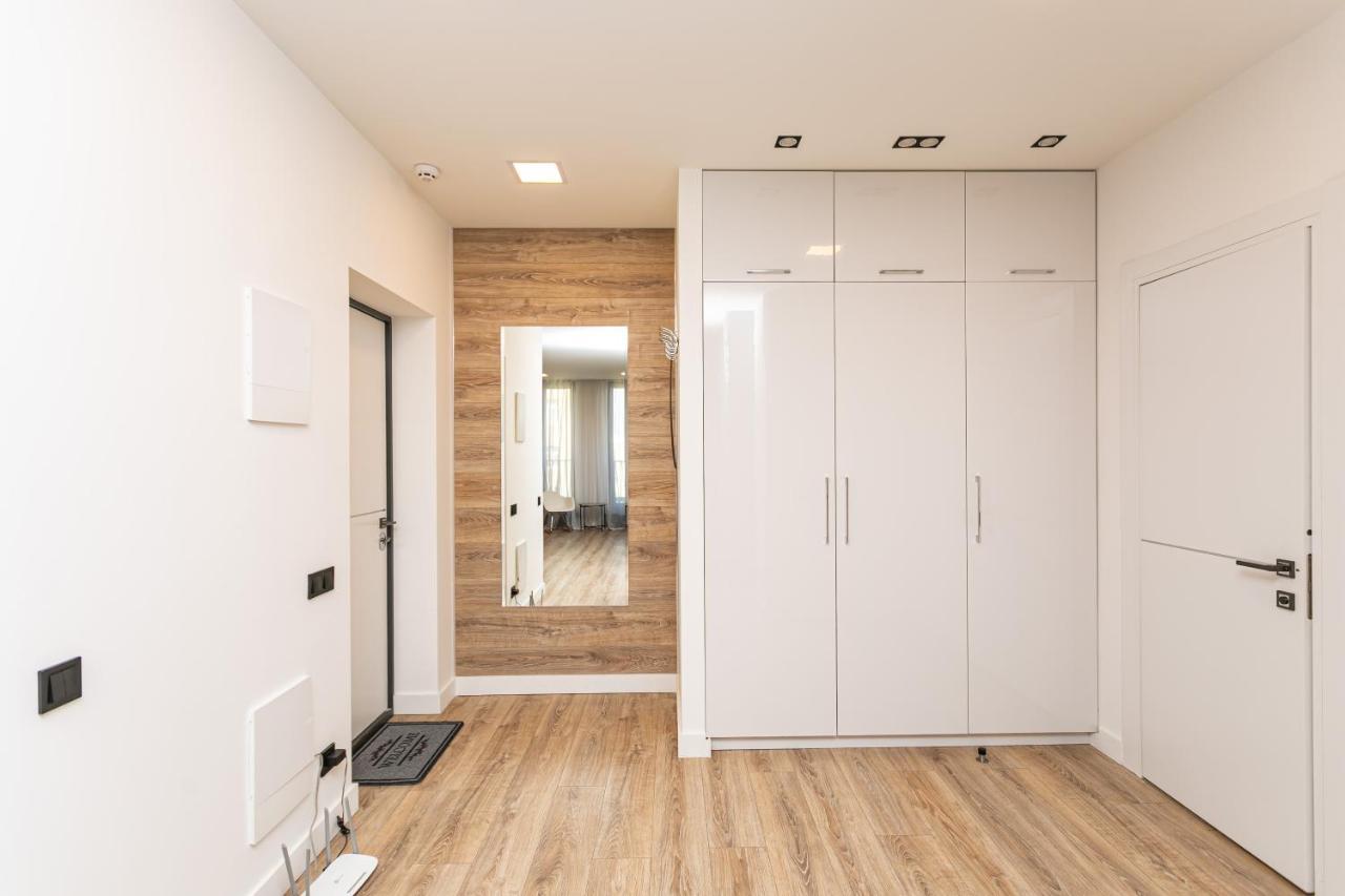 Petrovdom 190-199-216 In Spacious Apartments At Rc New York Concept House Kiev Esterno foto