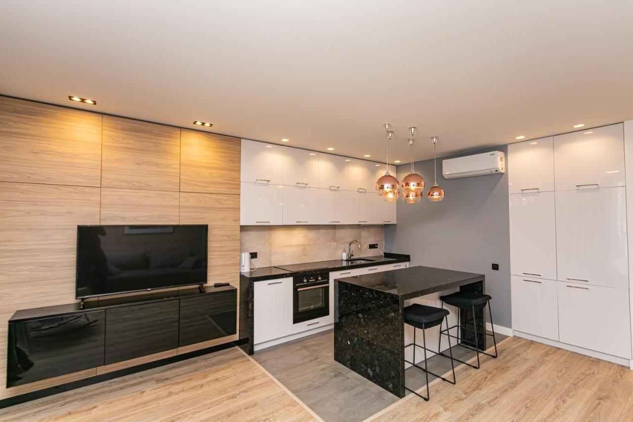 Petrovdom 190-199-216 In Spacious Apartments At Rc New York Concept House Kiev Esterno foto