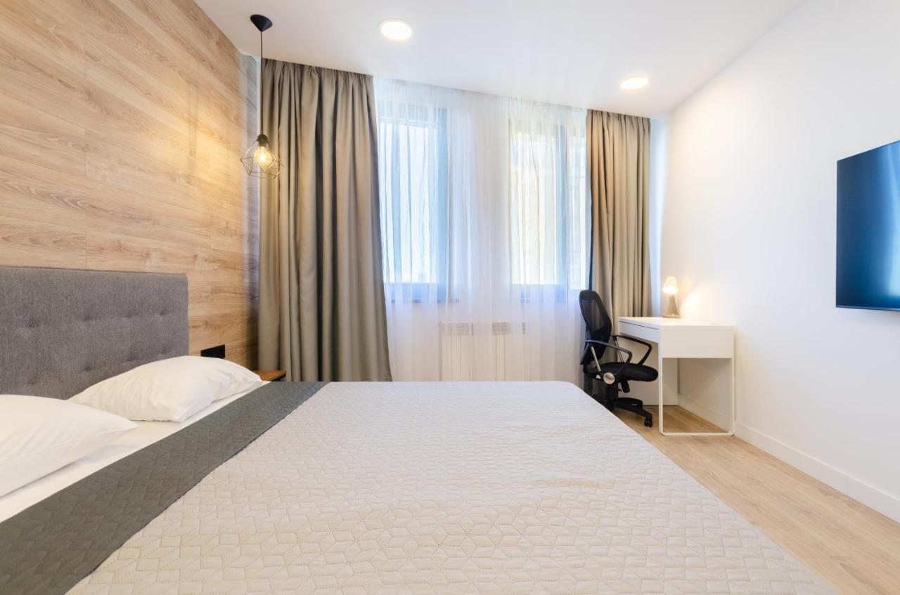 Petrovdom 190-199-216 In Spacious Apartments At Rc New York Concept House Kiev Esterno foto